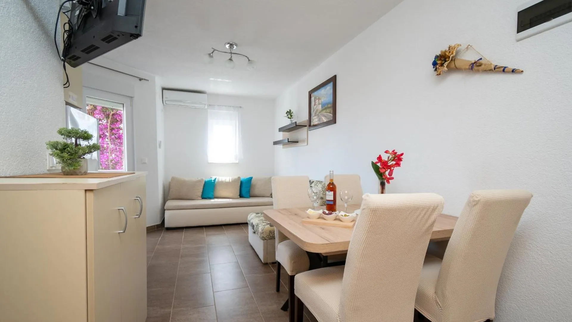 Apartments With A Parking Space Vir - 23221