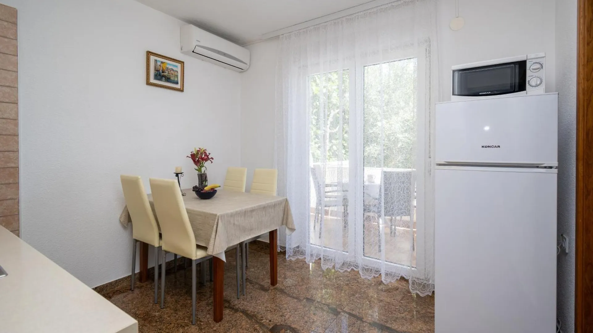 Apartments With A Parking Space Vir - 23221