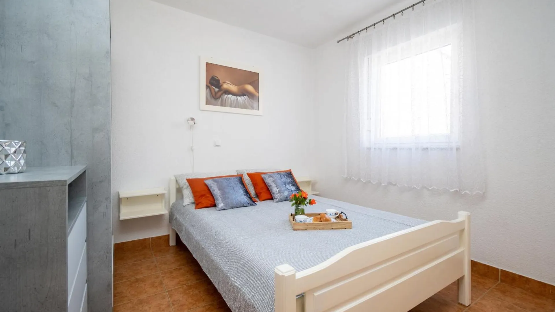 Apartments With A Parking Space Vir - 23221