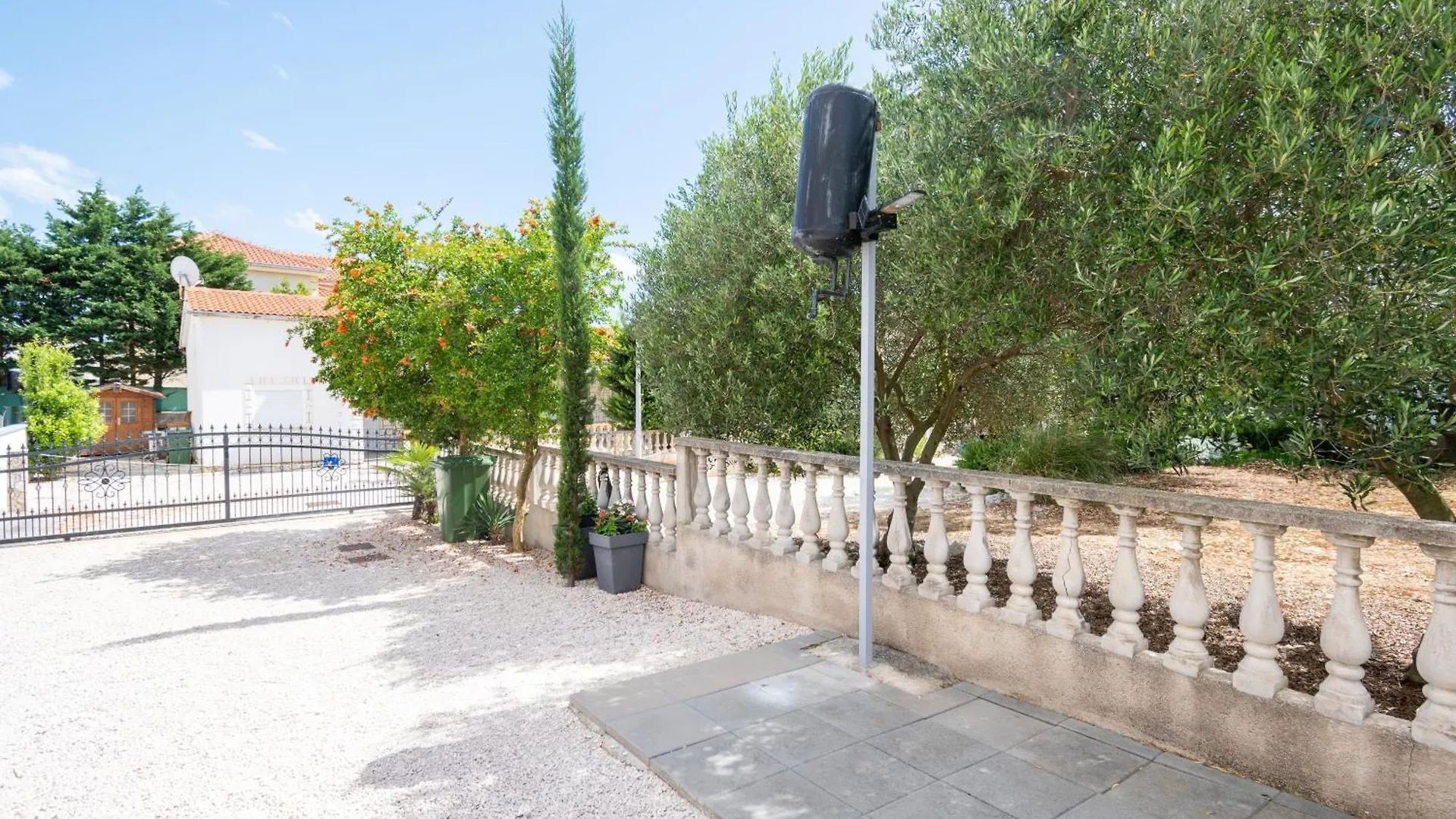 Apartments With A Parking Space Vir - 23221